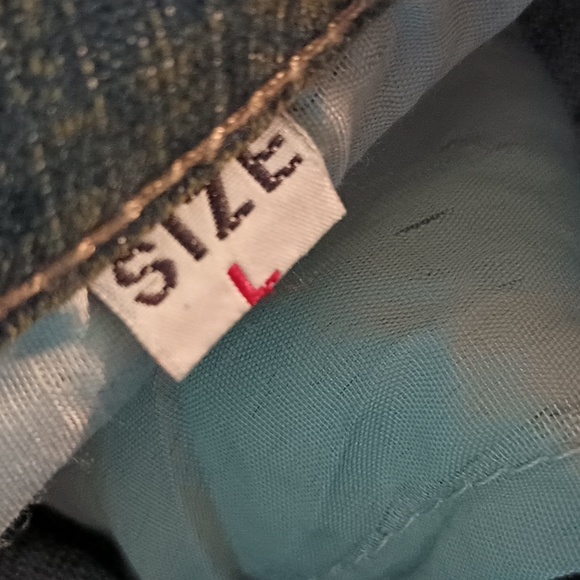 "USED JEANS" Cropped Denim Jeans - Picture 9 of 9